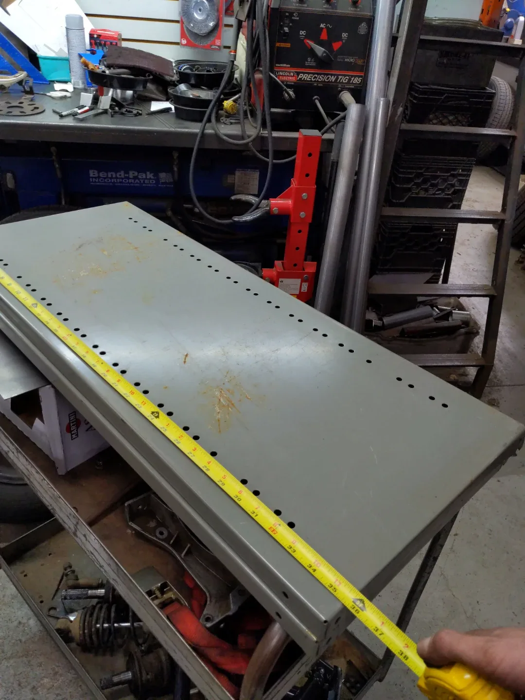 Metal Shelving Units image indicator(2)