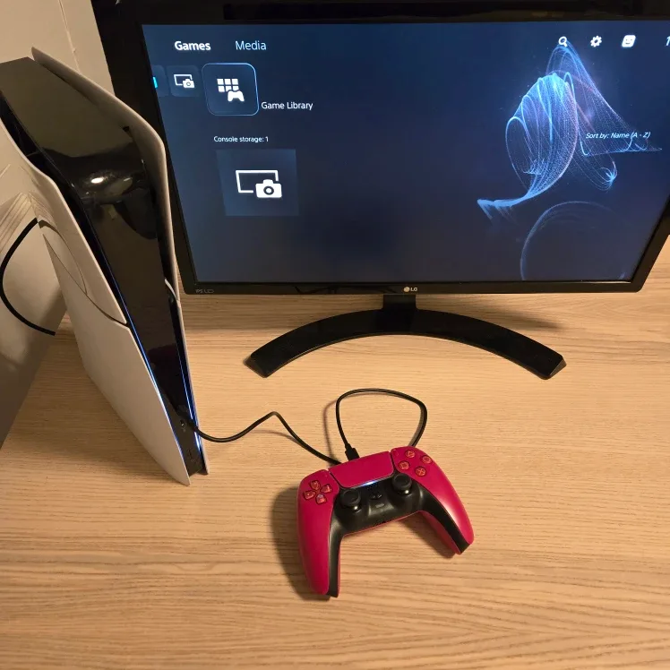 PS5 slim. (no scam). CLEAN. Controller. Playstation 5. Digital