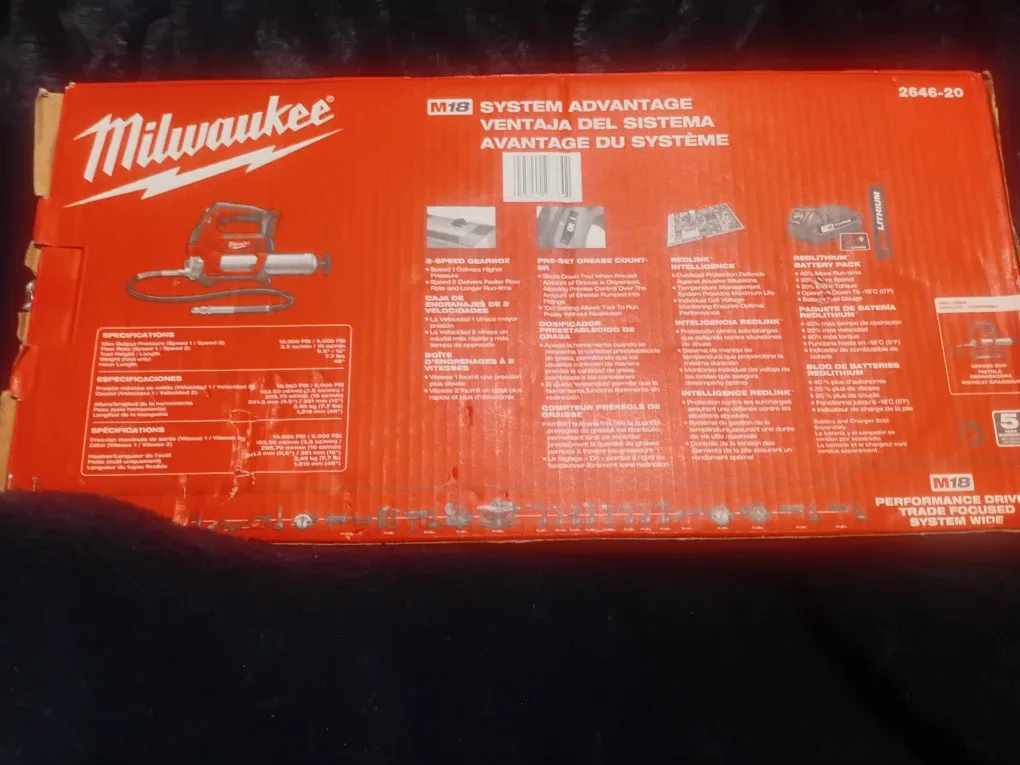 Milwaukee M18 Cordless 2-Speed Grease Gun 2646-20