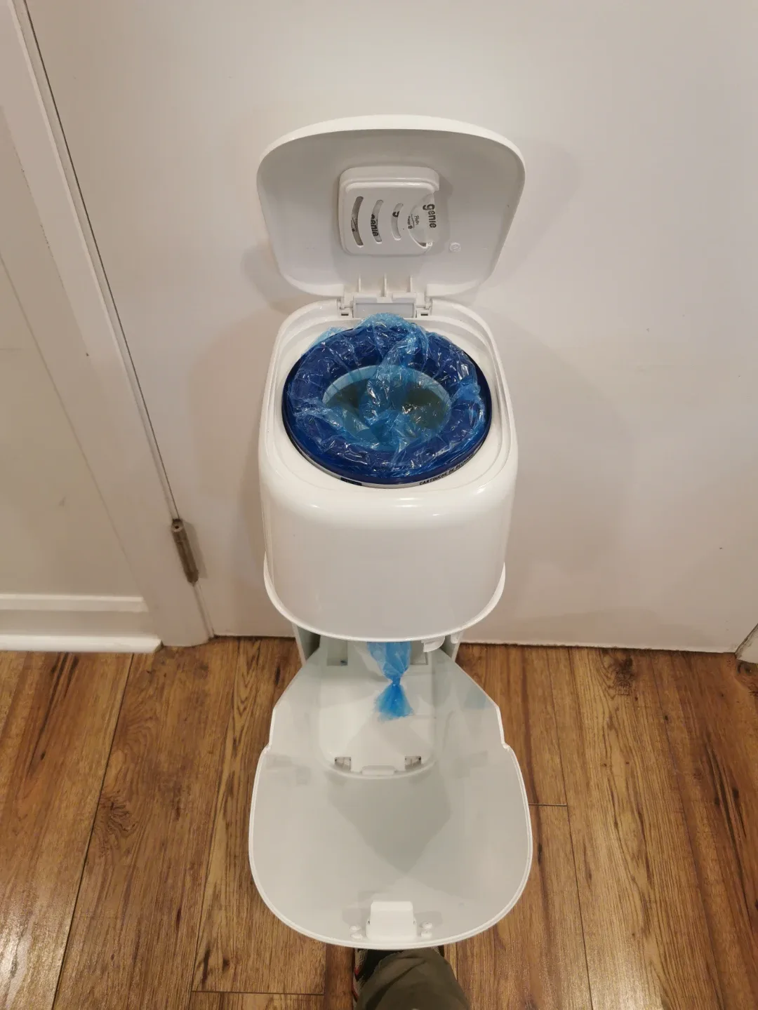 Diaper Genie by Playtex image indicator(2)