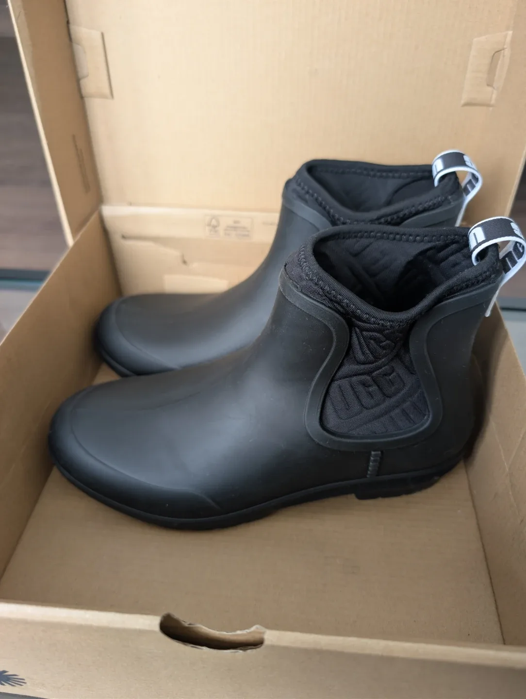 UGG Chevonne Rain Boots - Women's Size 7 - Black image indicator(2)
