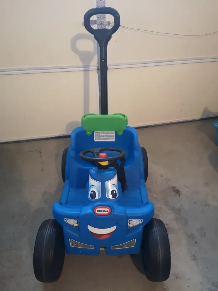 Little Tikes Cozy Truck Ride-On Toy image indicator(6)