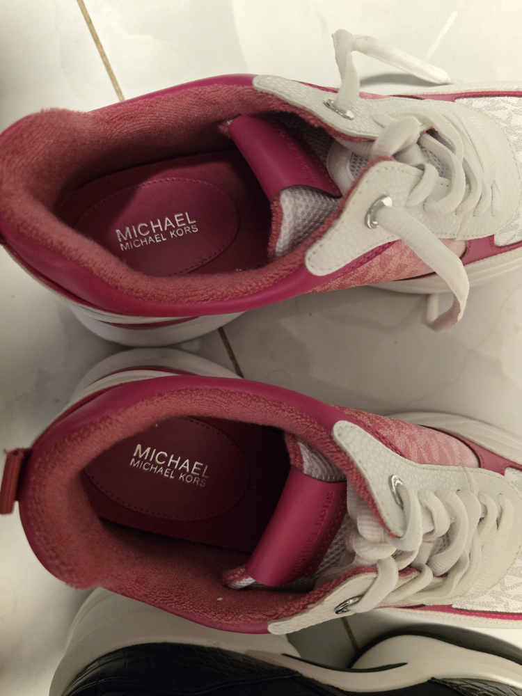 Michael Kors Sneakers - photo 5