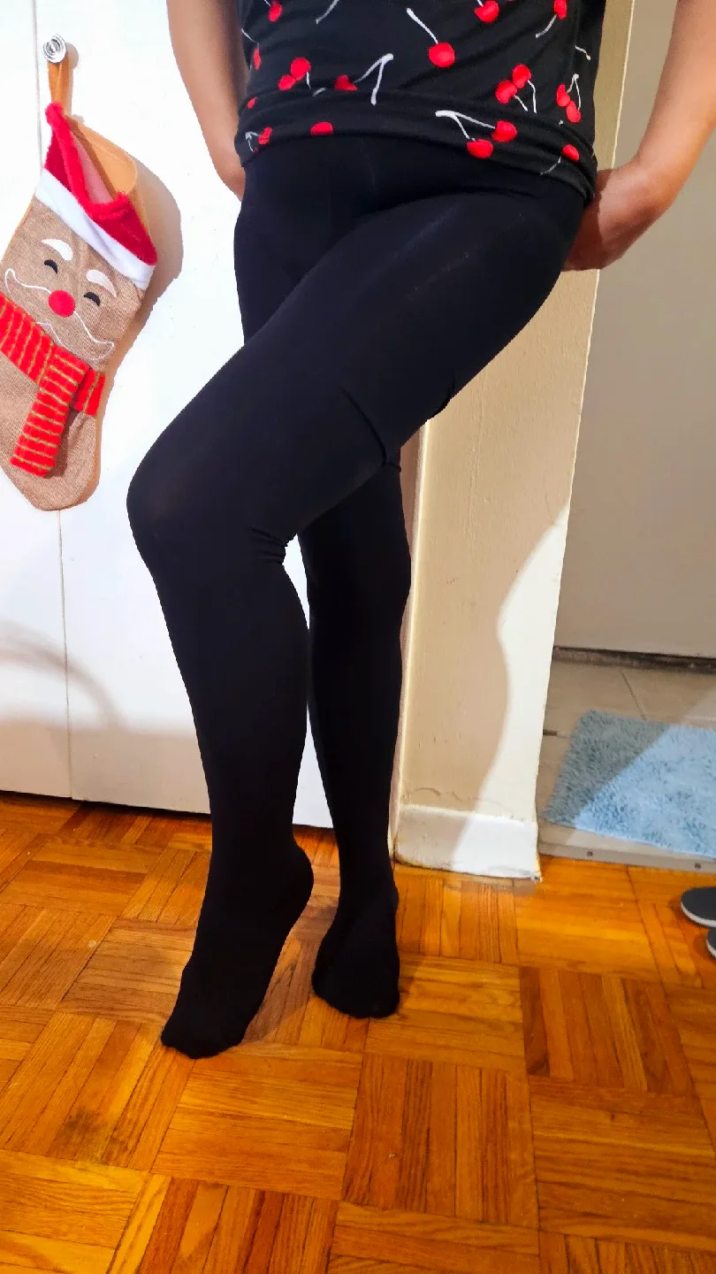 Silks Black Tights Plus Size 3+ image indicator(3)