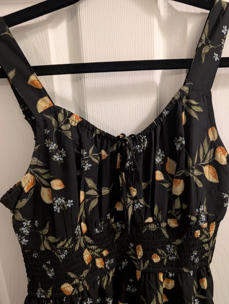New Black Floral Dress - Size M image indicator(2)