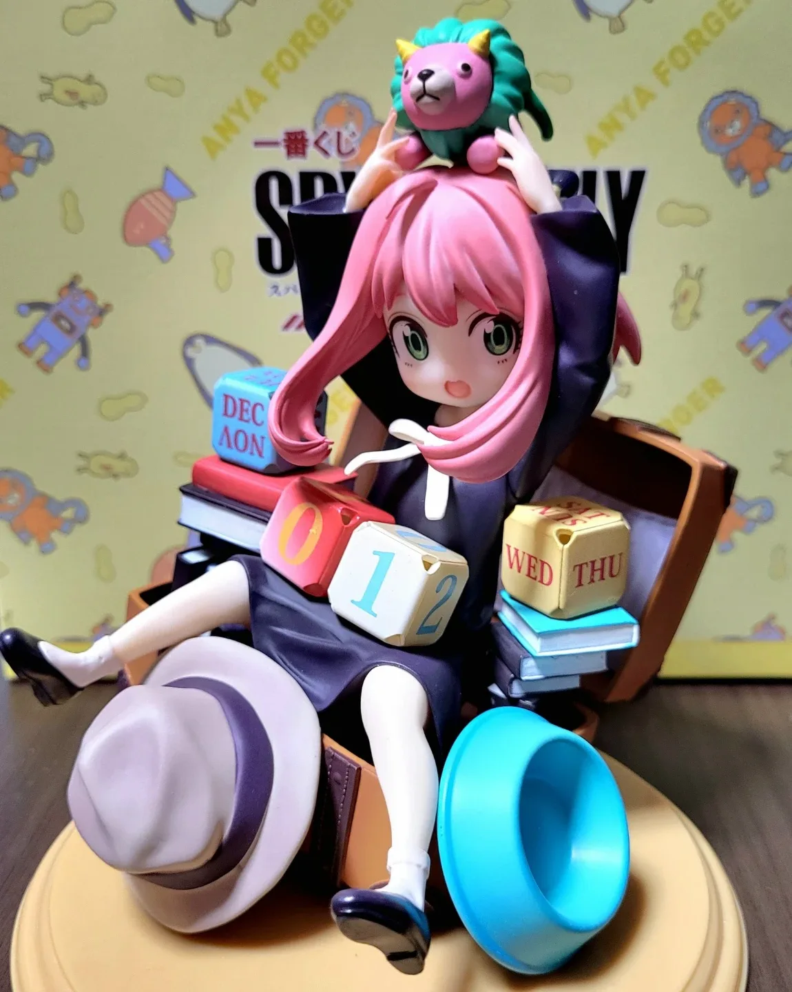 READ DESC Anime Figurine from SpyXFamily image indicator(2)