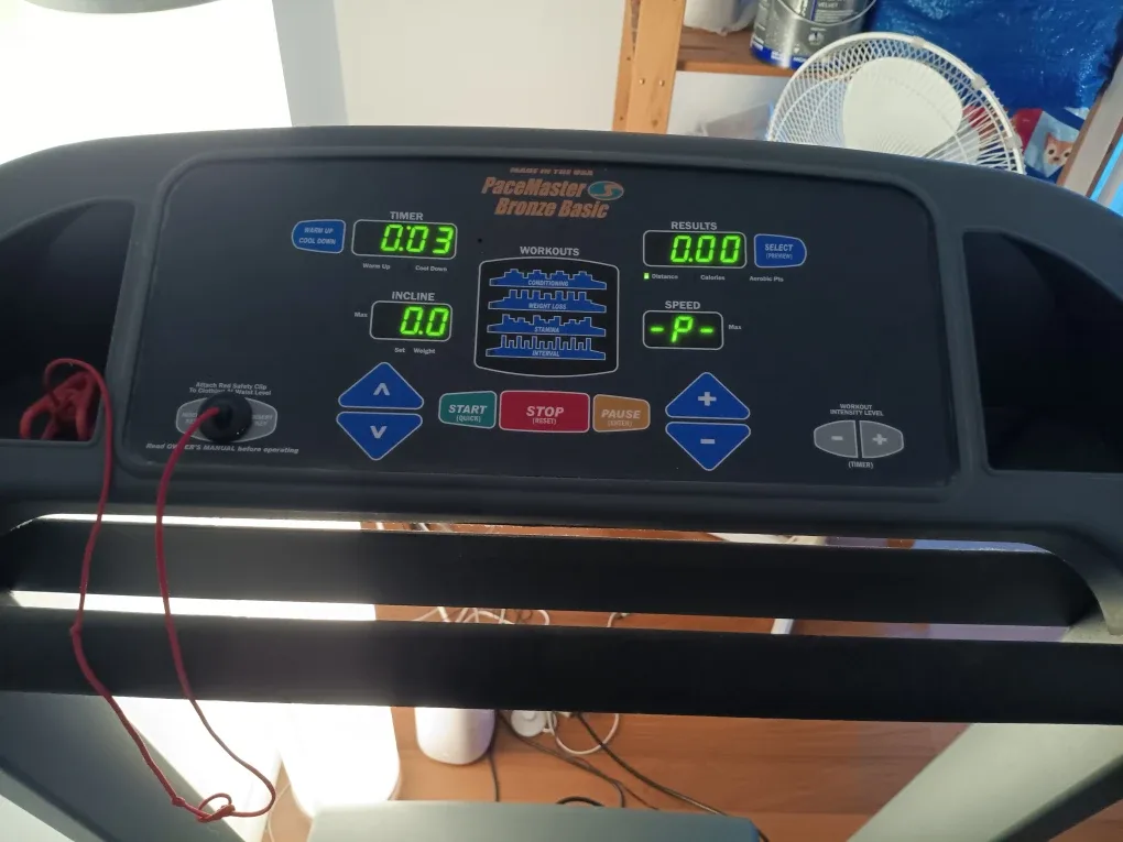 PaceMaster Bronze Basic Treadmill image indicator(4)