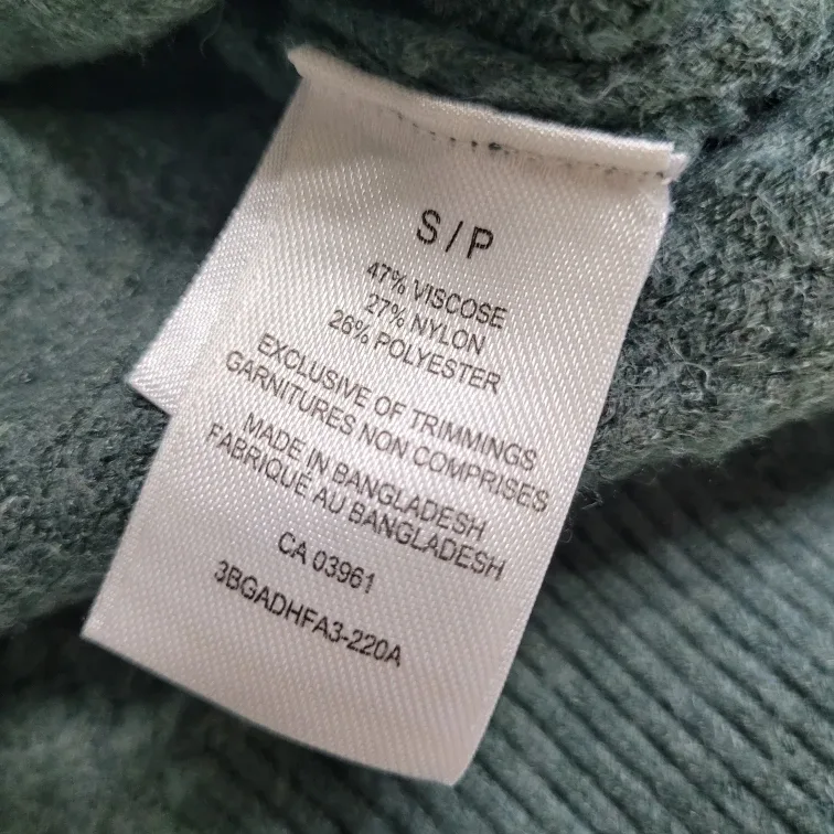 Ladies Size Small Petite Sweater image indicator(5)