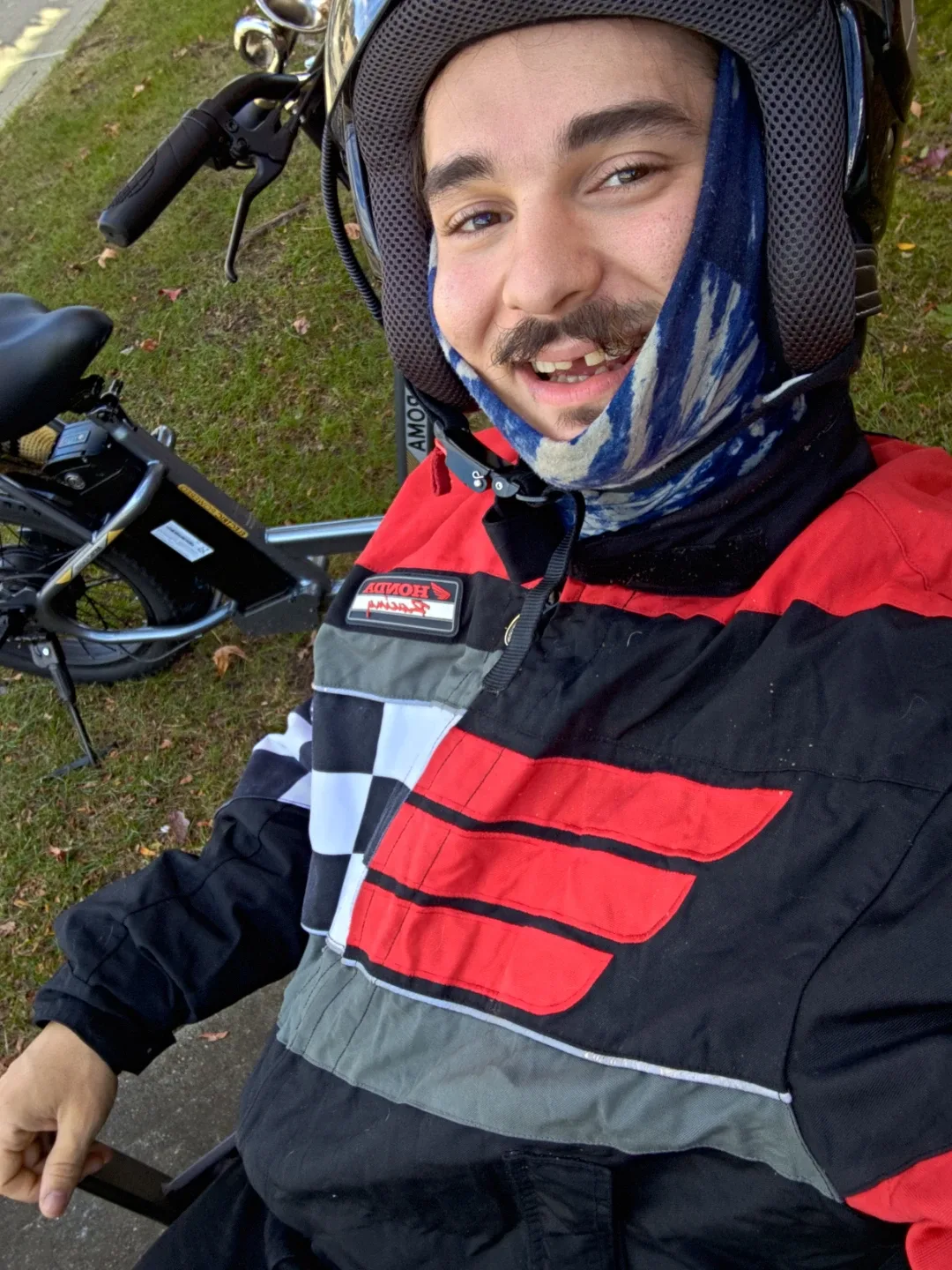 Jo R. Lawn Mowings image indicator(2)