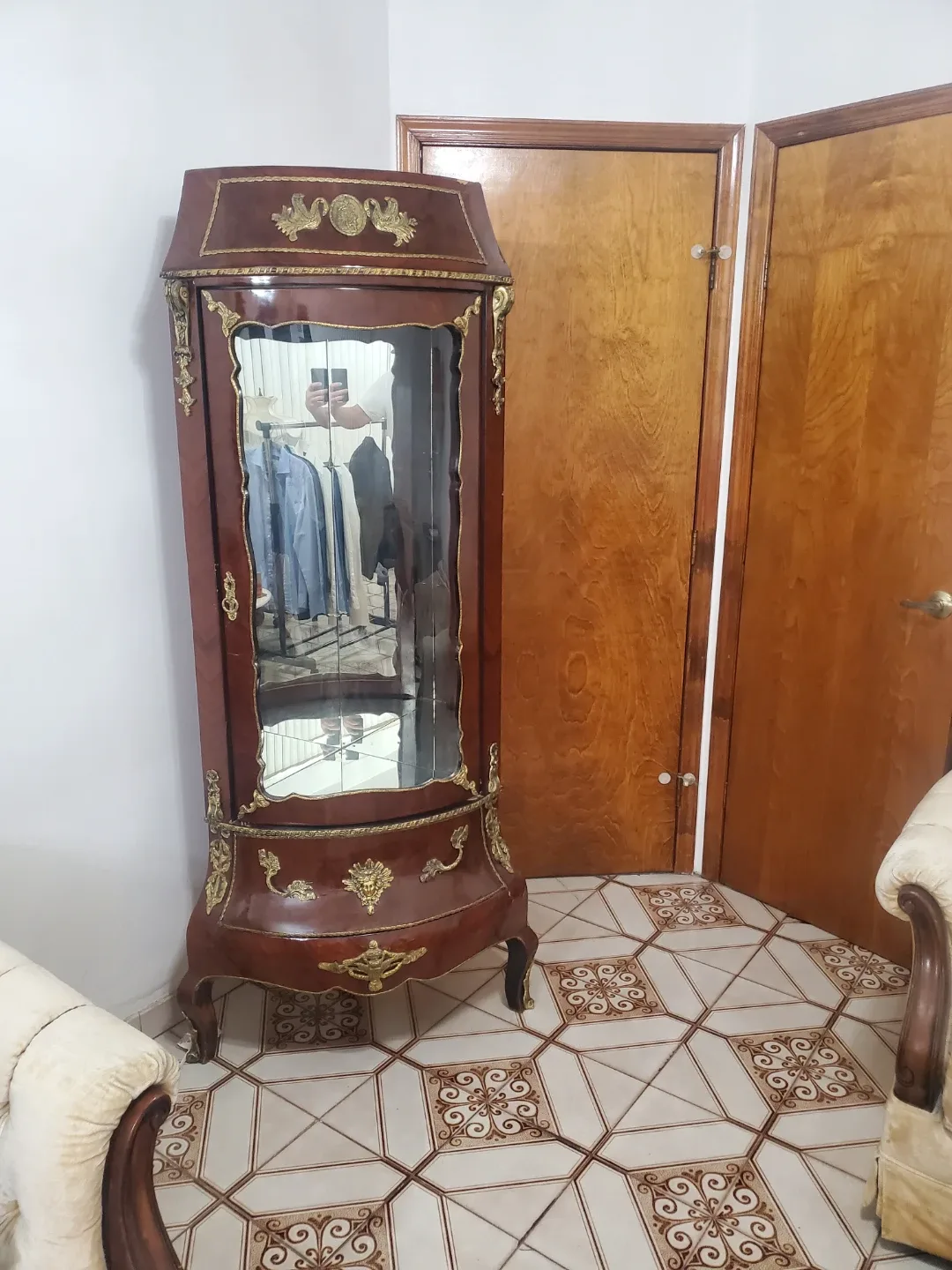 Beautiful louis XV style curio vitrine thumbnail