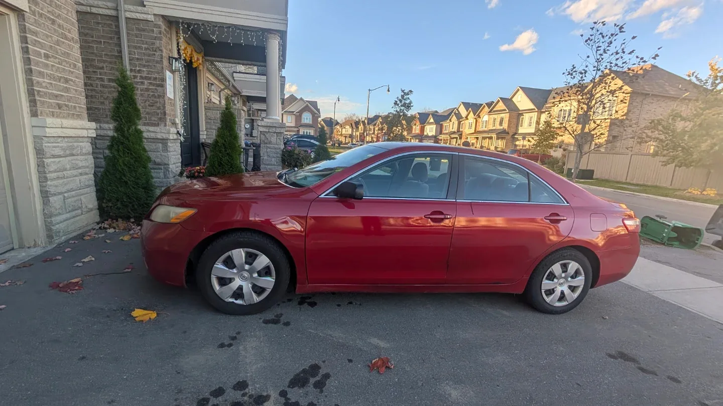 Toyota Camry Sedan - Great Condition! image indicator(3)