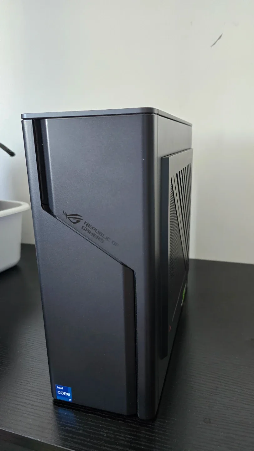 ASUS ROG G22CH Gaming PC image indicator(3)