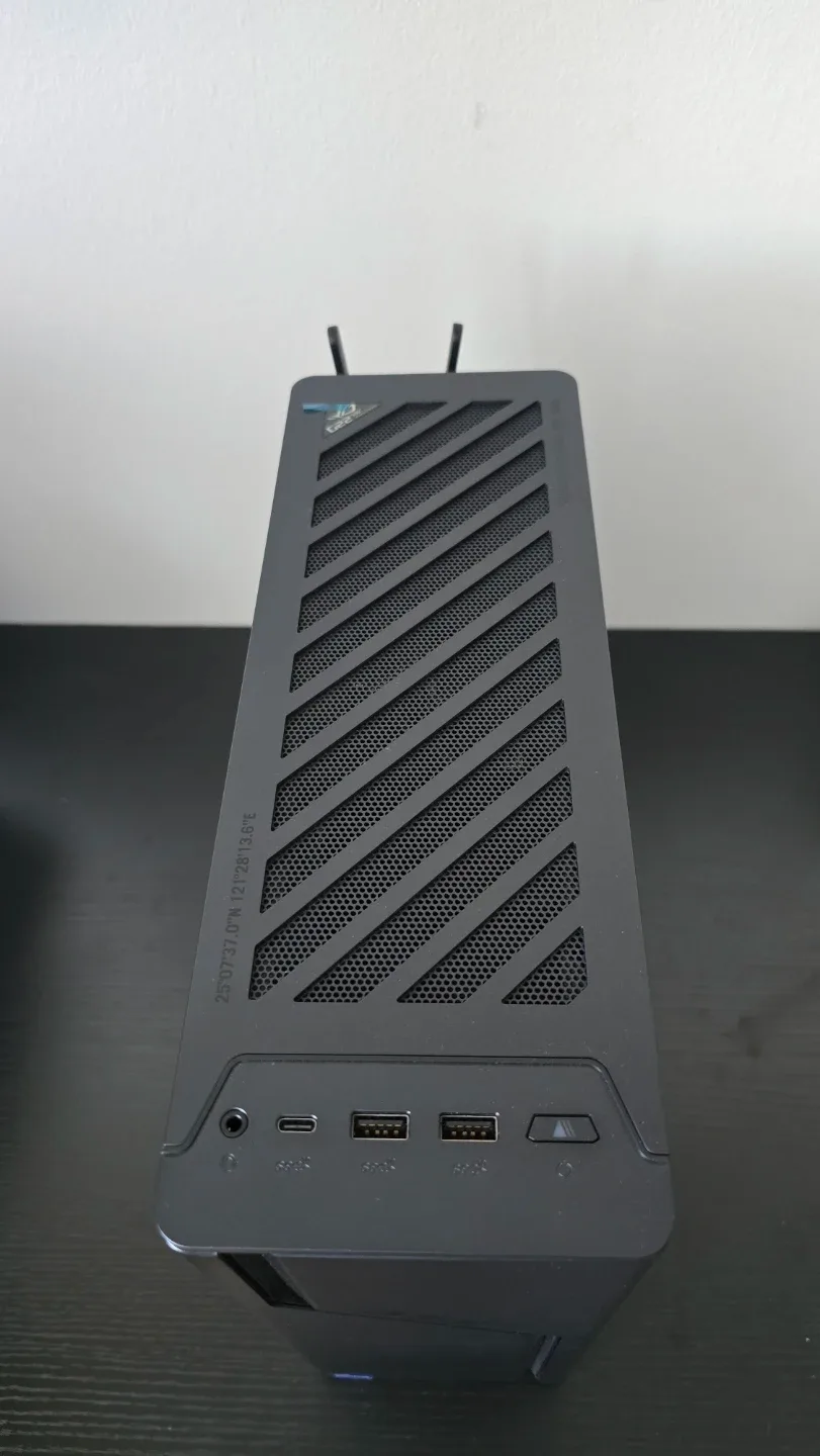 ASUS ROG G22CH Gaming PC image indicator(4)