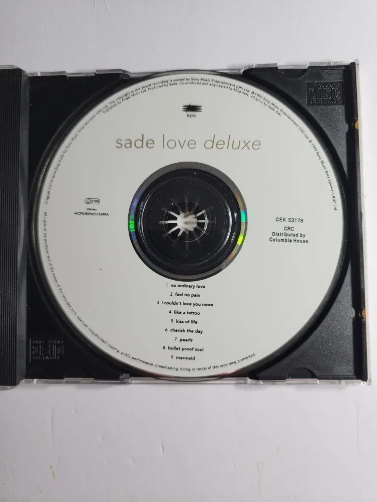Sade - Love Deluxe CD image indicator(4)