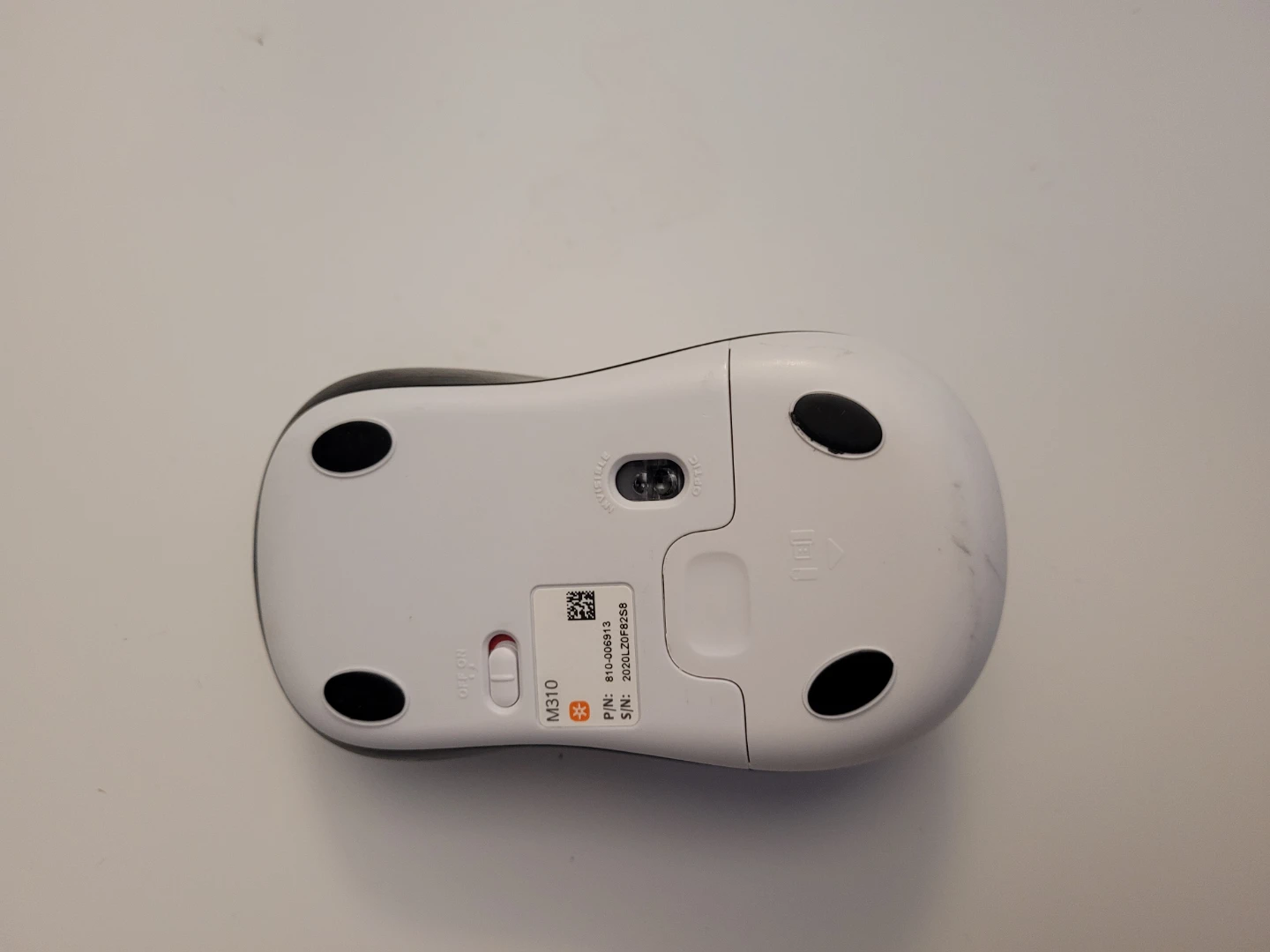 Wireless Logitech keyboard - photo 4