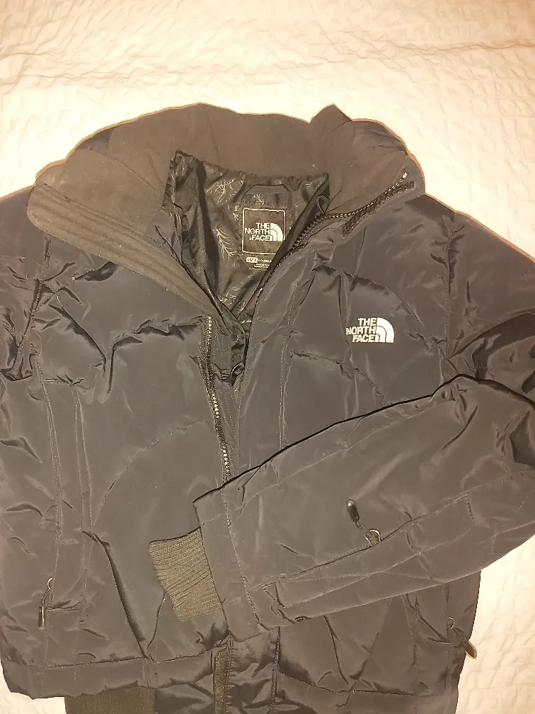 The North Face Puffer Jacket XS image indicator(2)