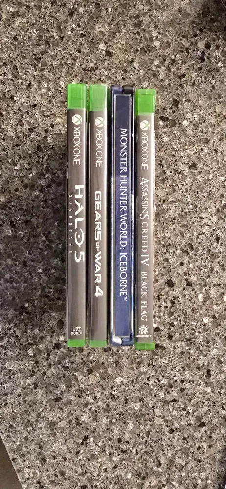 Xbox One Games for sale image indicator(2)