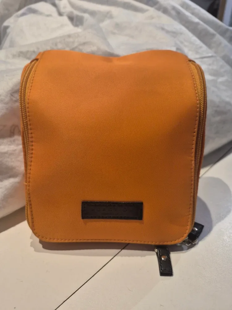 Kenneth  Cole Reaction Shoe Shine Kit - Orange