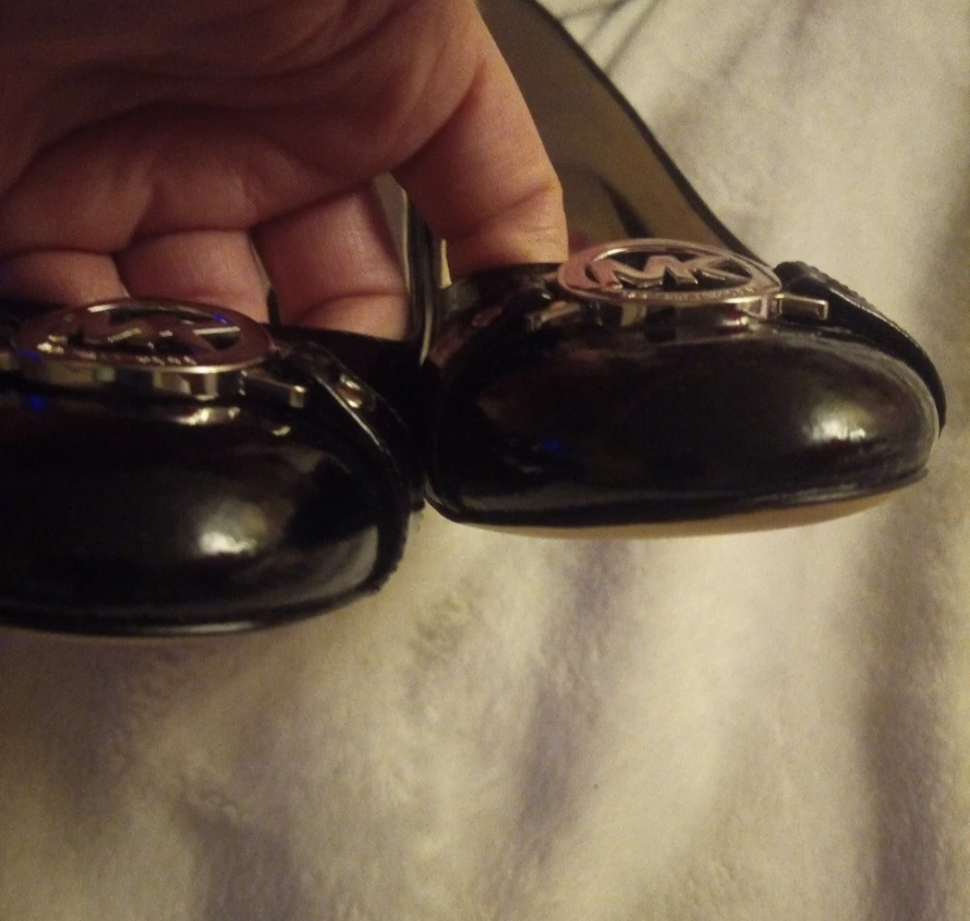 Ladies  Michael Kors  heels - photo 4