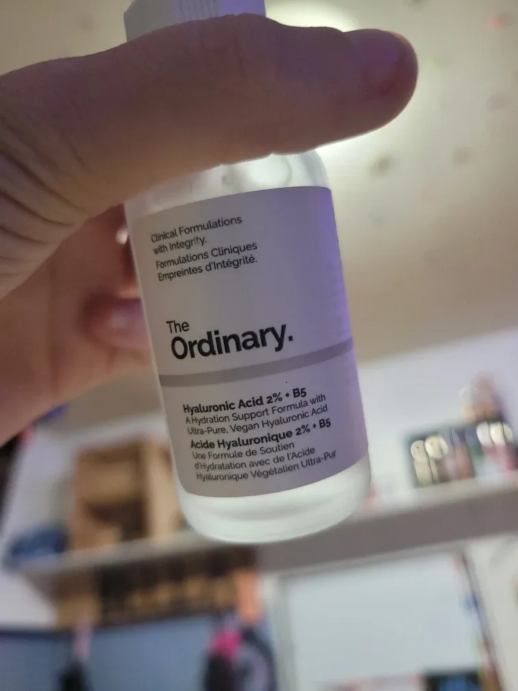 The Ordinary Hyaluronic Acid & Multi-Peptide Serum image indicator(3)