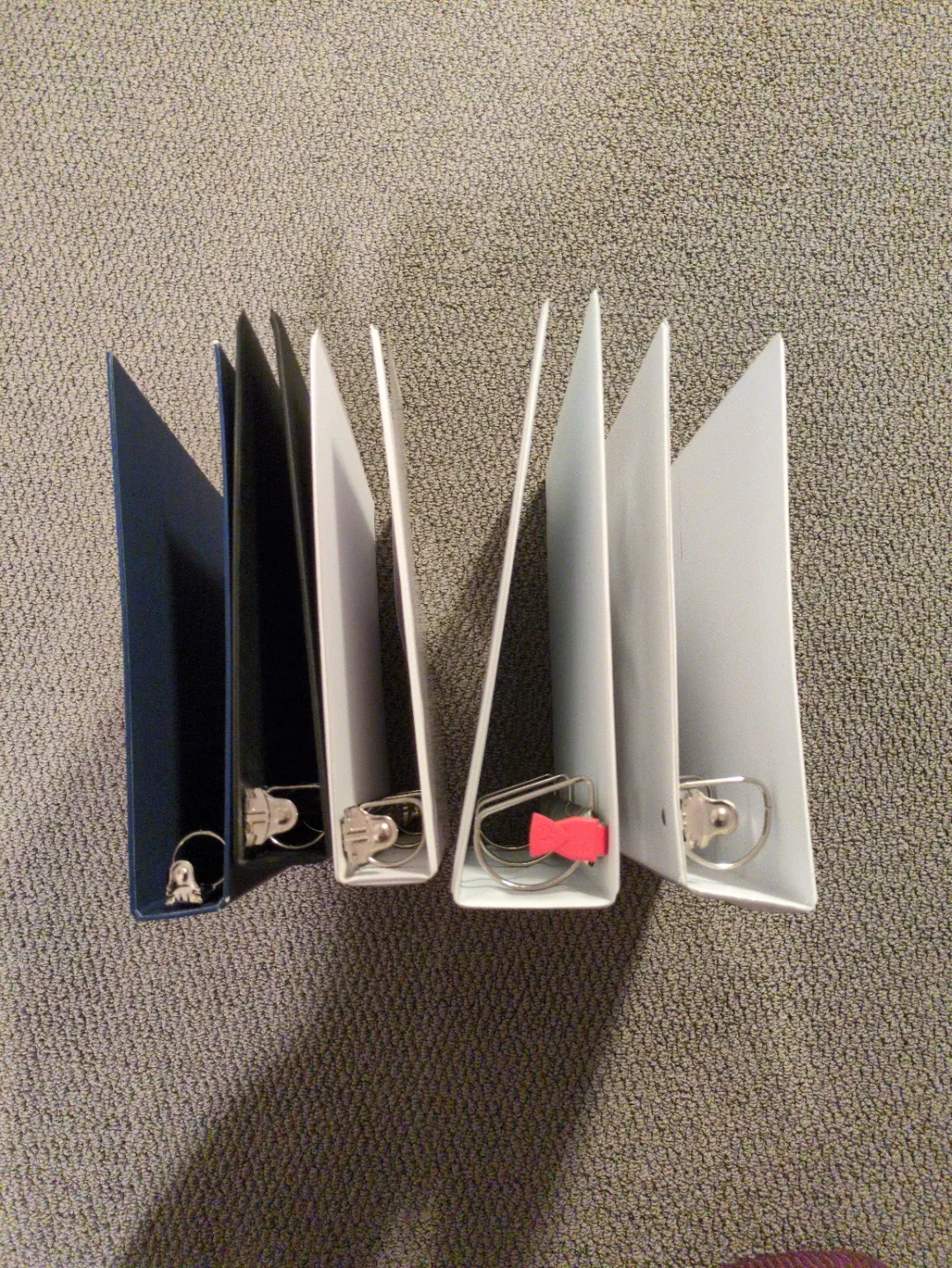 Five Binders - Blue, Black, and White image indicator(2)