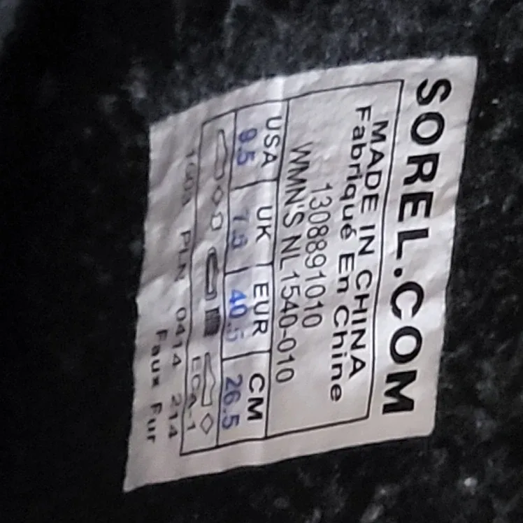 Sorel Women's Winter Water Proof Boots - Size 9.5 Retails $296 image indicator(3)