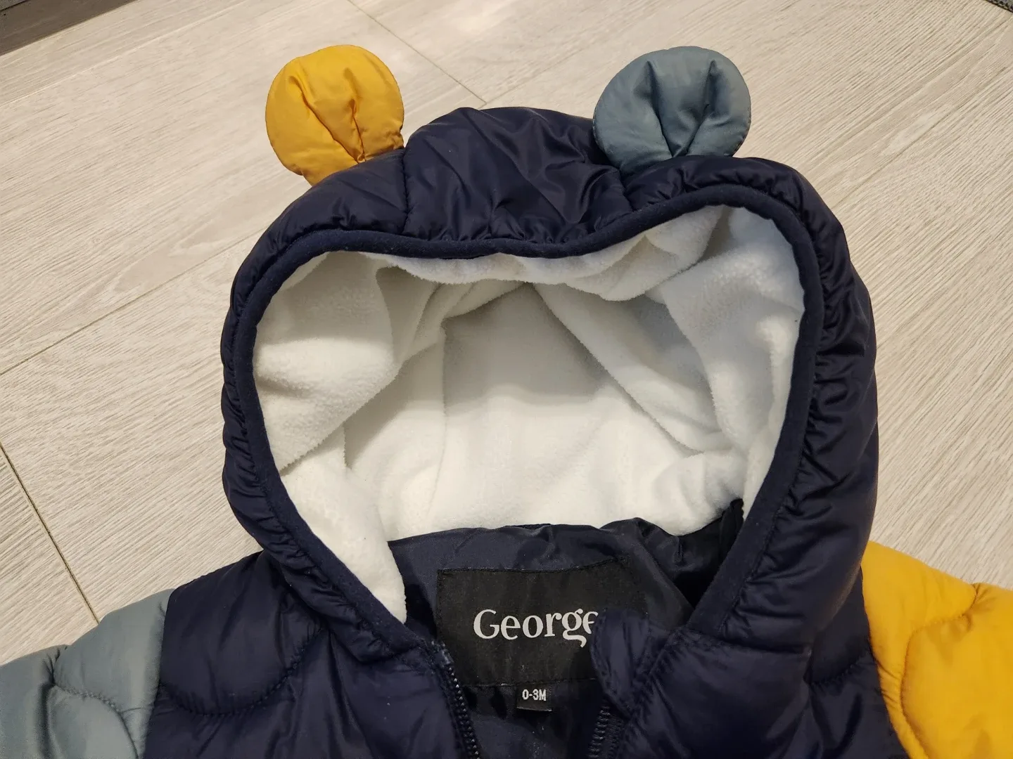 Baby 0-3 Month Snow Suit image indicator(2)