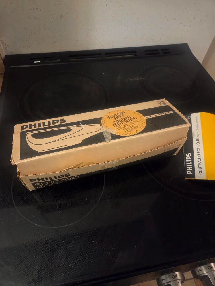 Vintage Philips Electric Knife with Box