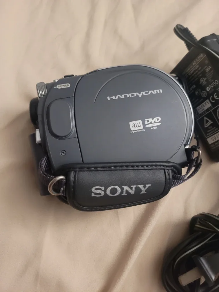 Sony Handycam DCR-DVD605 Camcorder image indicator(2)