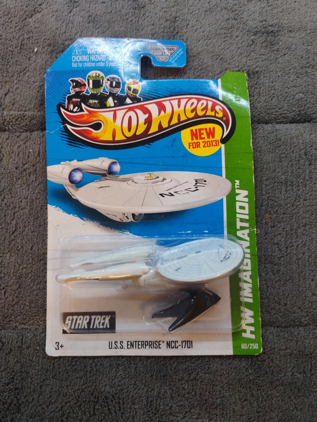 Hot Wheels Star Trek U.S.S. Enterprise NCC-1701