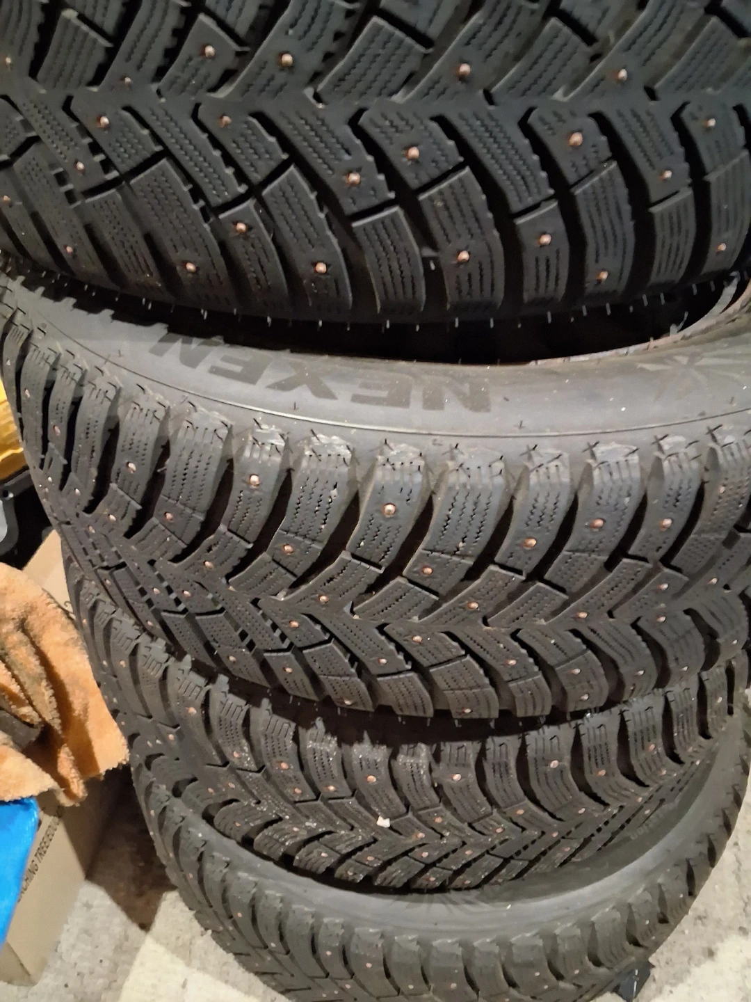 Nexen Studded Winter Tires - 225/60R17
