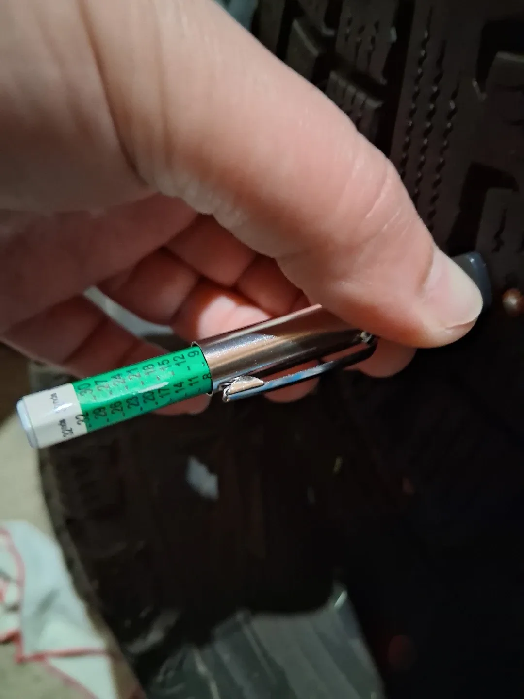 Nexen Studded Winter Tires - 225/60R17 image indicator(3)