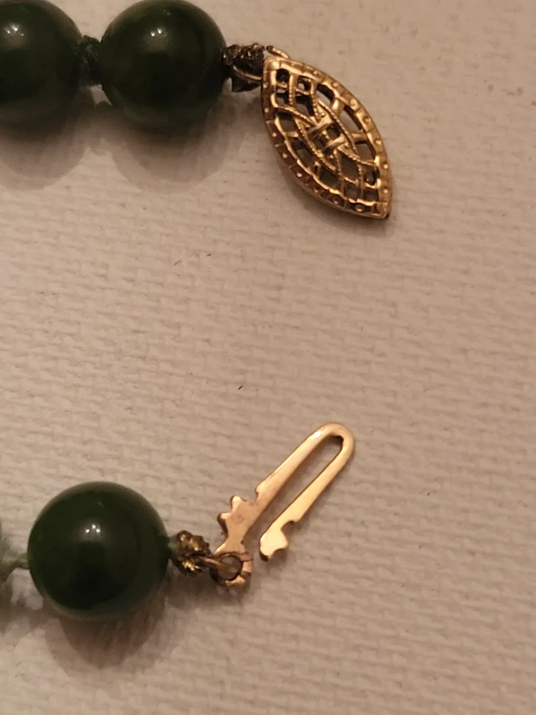 Green Jade Beaded Necklace image indicator(4)