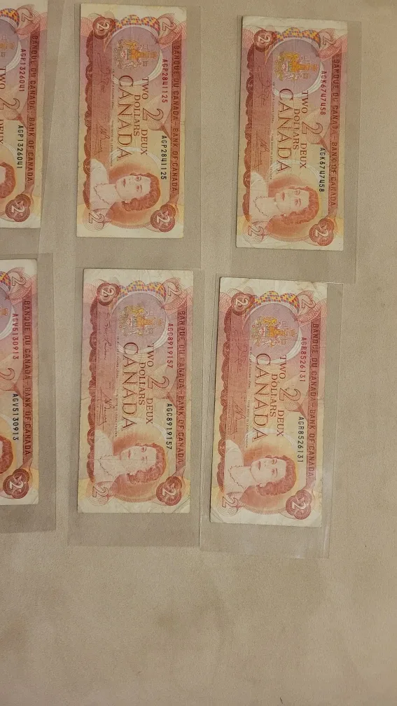 Canadian vintage $2 Currency notes! image indicator(2)