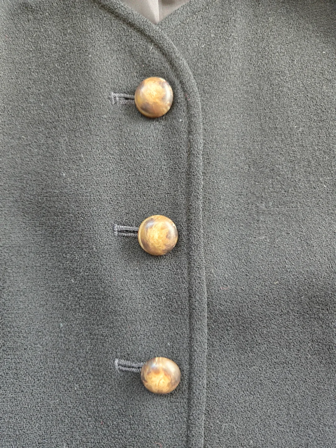 Vintage Wool Jones New York Black Blazer - Size 8P image indicator(5)