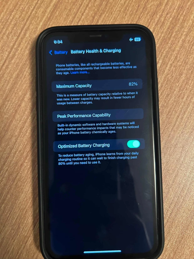 iPhone 11 Black 128GB - photo 2