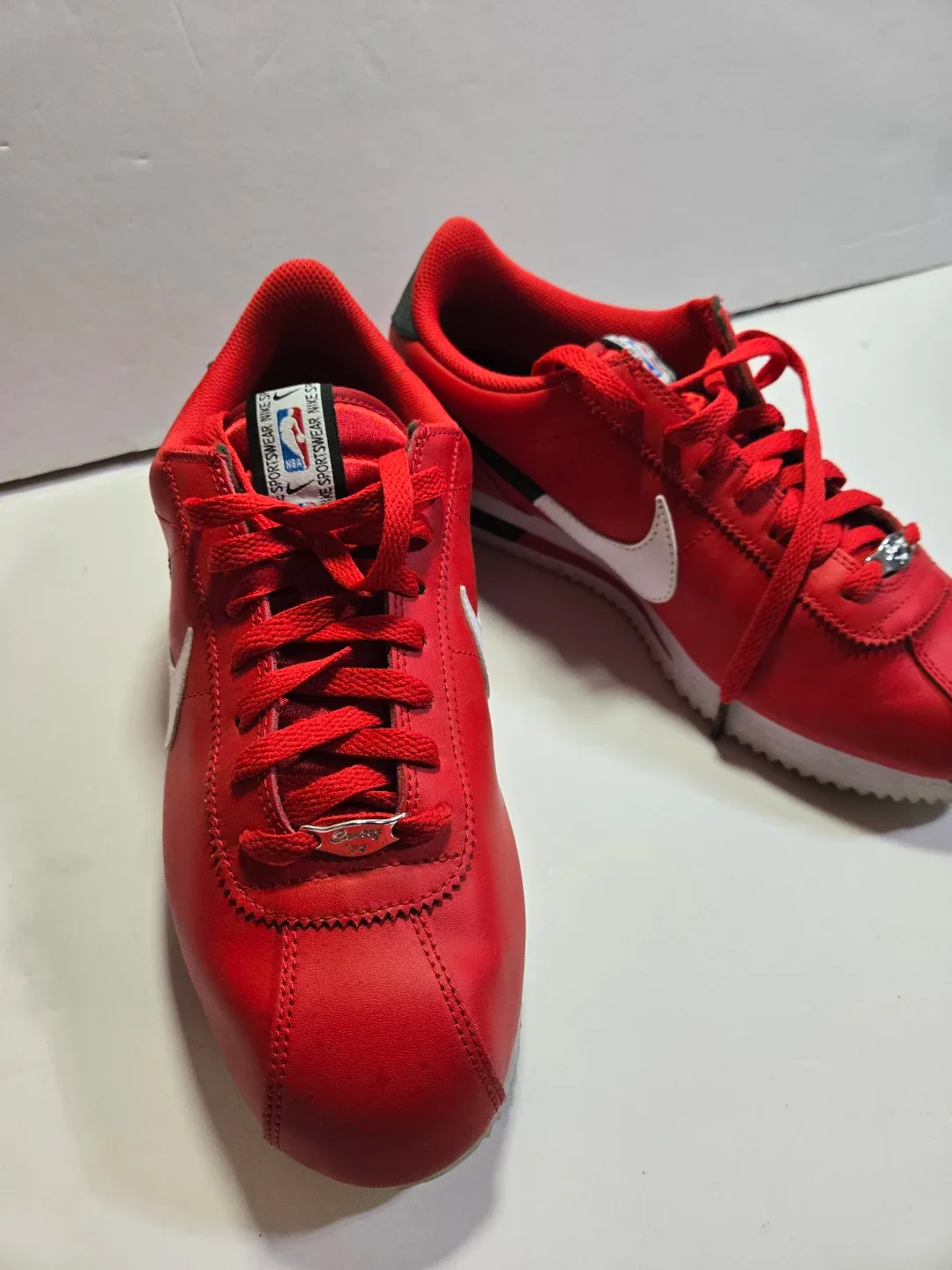 Nike Cortez Red Sneakers image indicator(2)