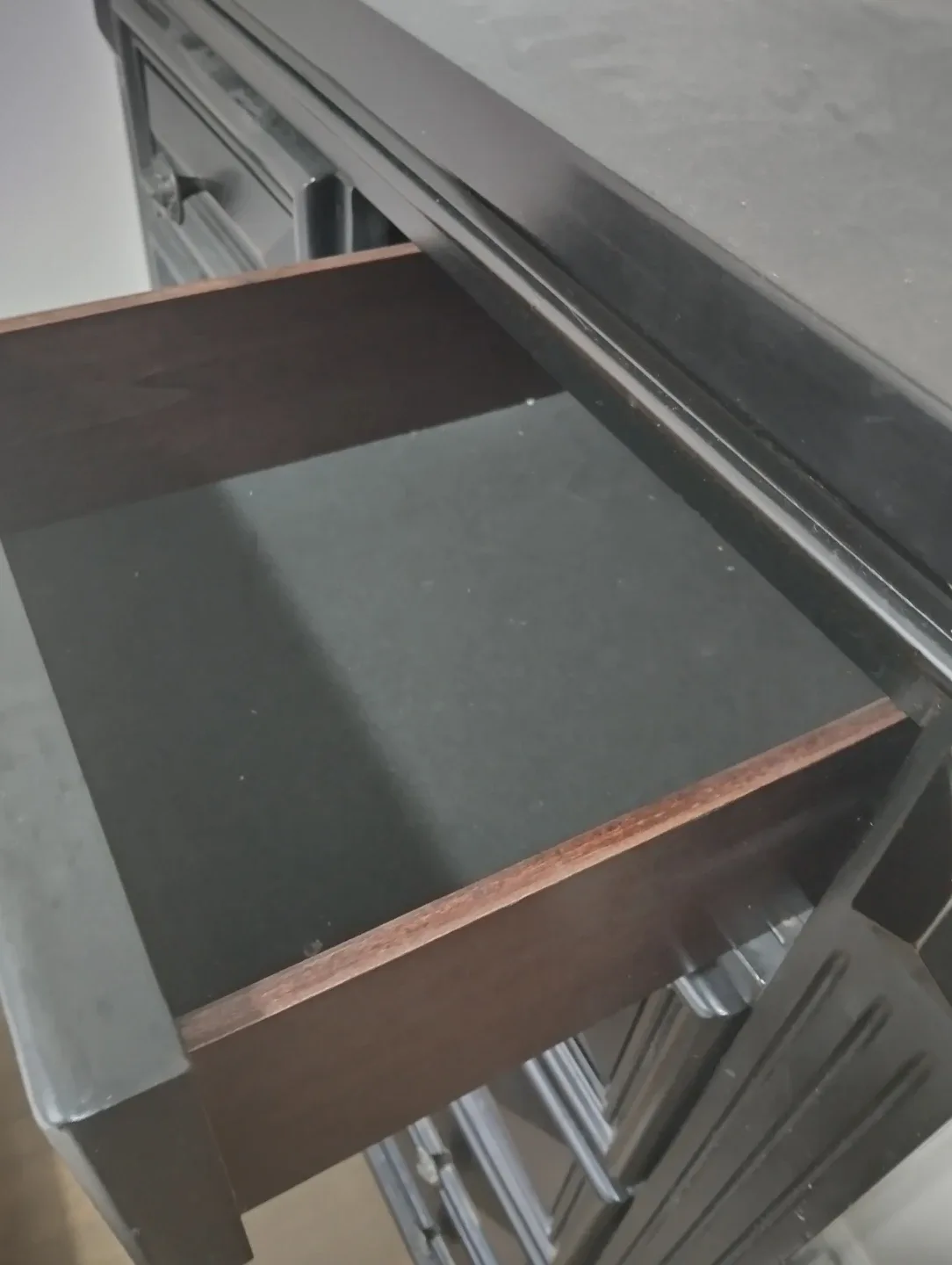 Bedroom Furniture Set - Dresser, Mirror, Nightstand image indicator(8)