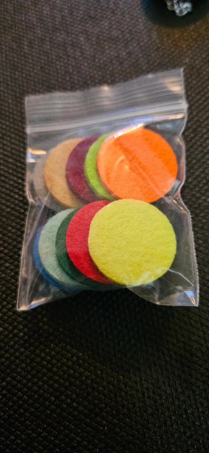 Young Living Necklace with Pendant /Disc for oils image indicator(5)