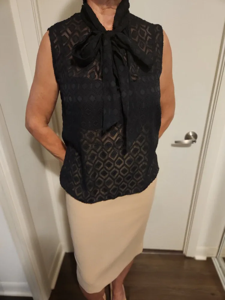 SANDRA ANGELOZZI Black Sleeveless Tie-Neck Blouse