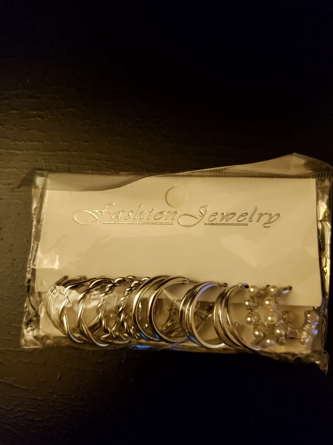 Fashion Jewelry Hoop Earring Set - New image indicator(4)