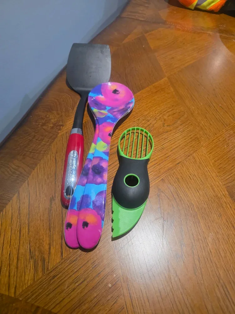 Kitchen Utensil Bundle image indicator(2)