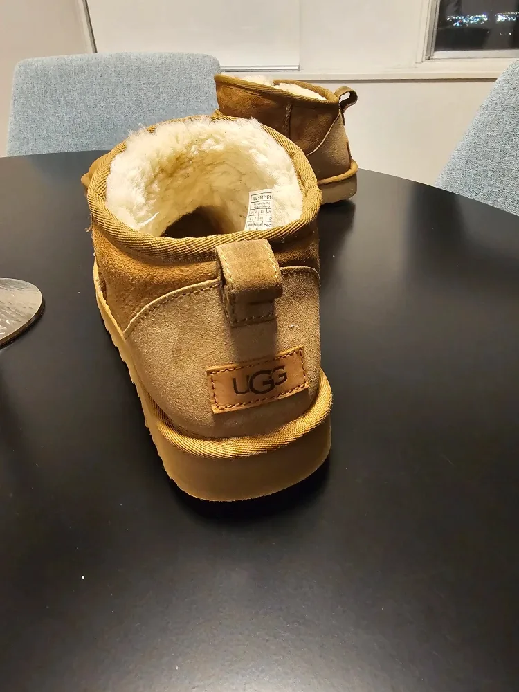 UGG Ultra Mini Boots - Size 10 image indicator(3)