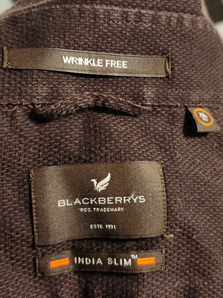 Premium Men's Dress Shirts - Medium sized (Michael Kors..) image indicator(8)