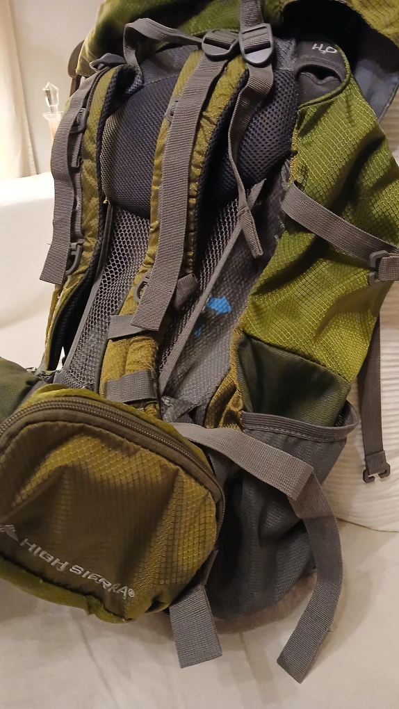 High Sierra Survival Pack - photo 5