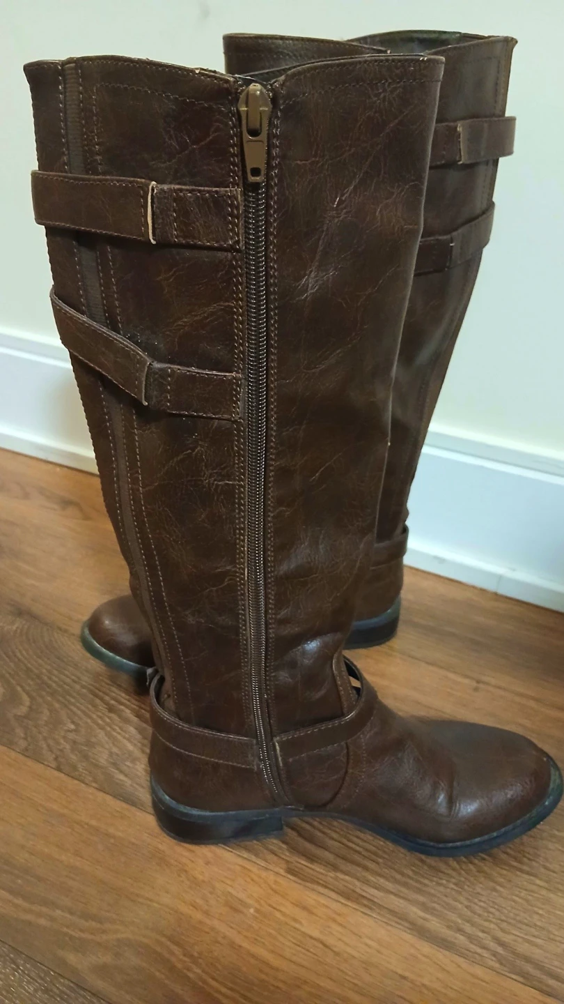 Brown Knee-High Boots - photo 3