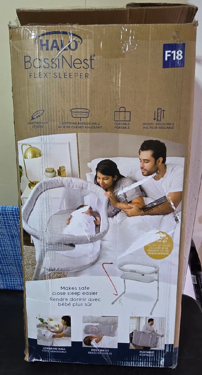 BRAND NEW IN BOX - HALO Baby Bassinet image indicator(9)