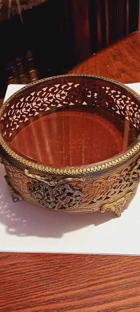 Vintage Ornate Vanity Jewelry Box