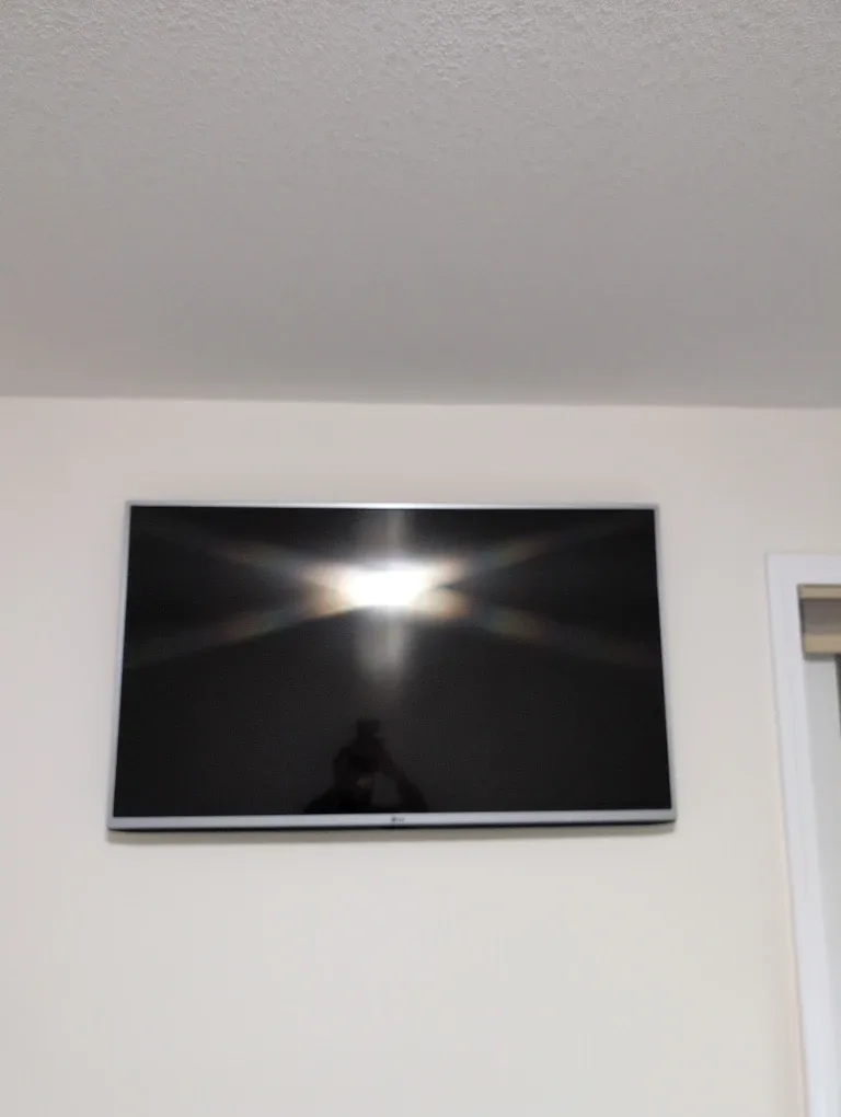 LG TV 42inch