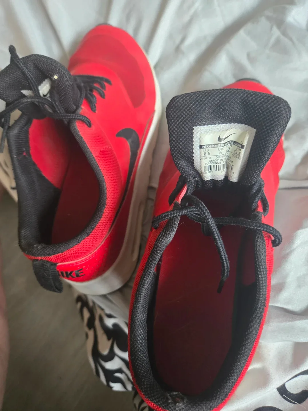 Nike Air Max Thea Red Sneakers - US 8.5 image indicator(4)